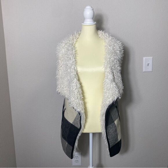 Me Jane Faux Fur Buffalo Check Flannel Wool Blend Vest Women's Size Medium - Picture 16 of 16